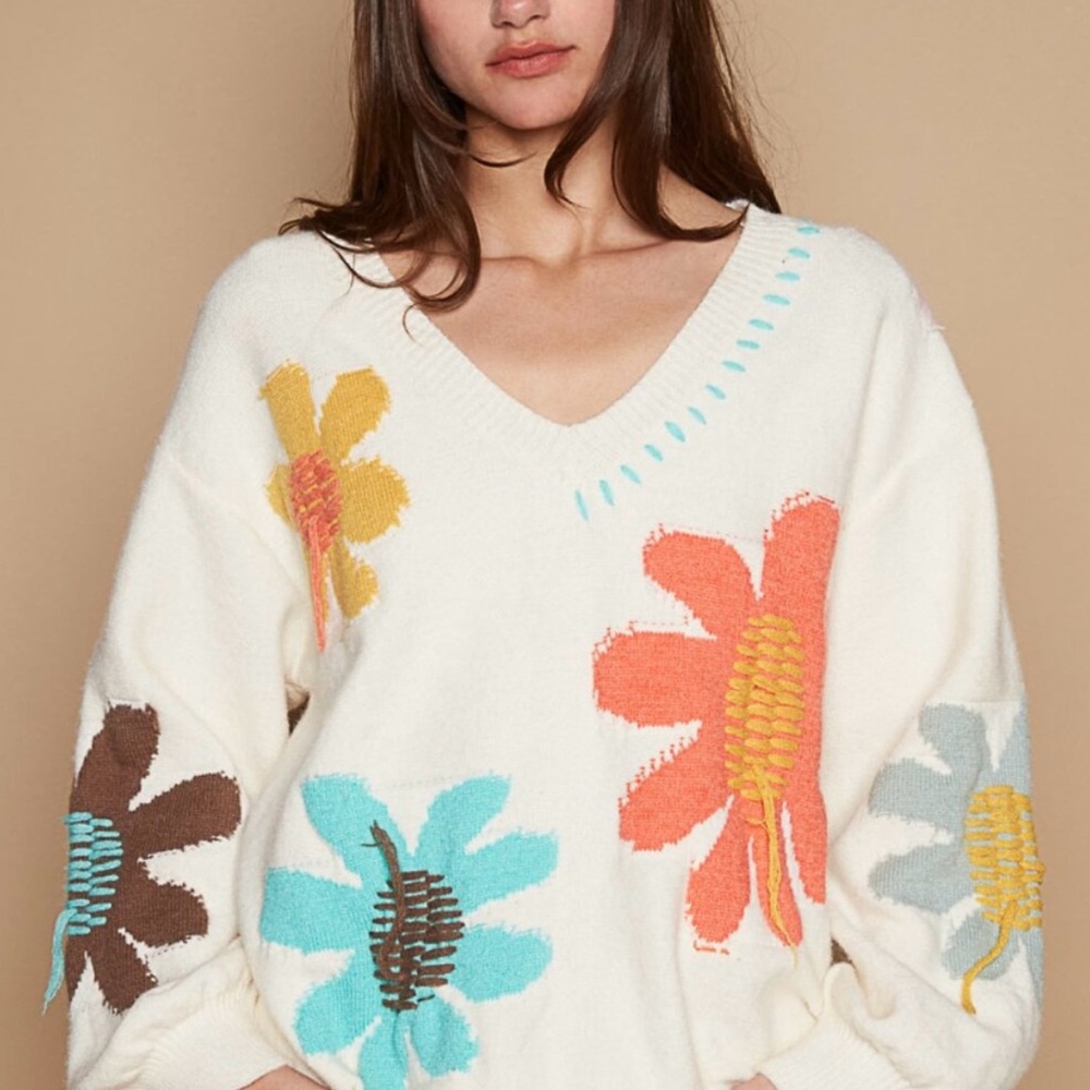 POL Cream BOHO V-Neck Sweater with Colorful Floral Design